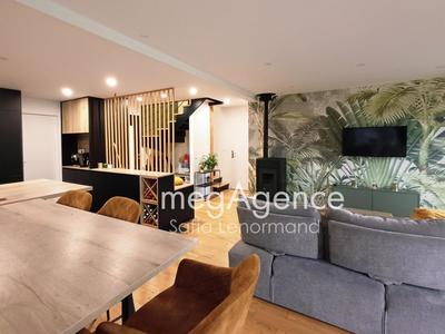 Maison - 127 m² - 6 pièces