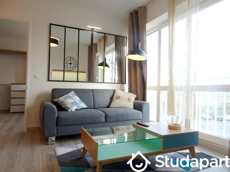 Chambre - 10 m² - 1 pièce