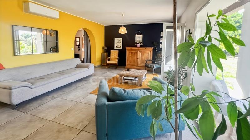 Maison - 160 m² - 5 pièces