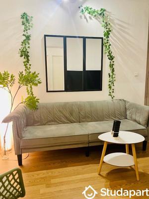 Chambre - 9 m² - 1 pièce