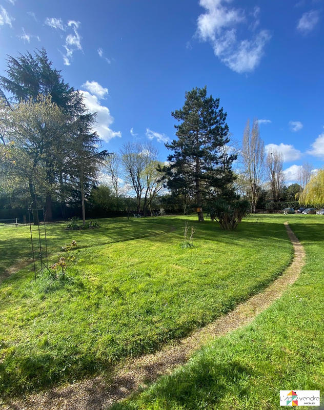 Appartement - 94 m² - 4 pièces