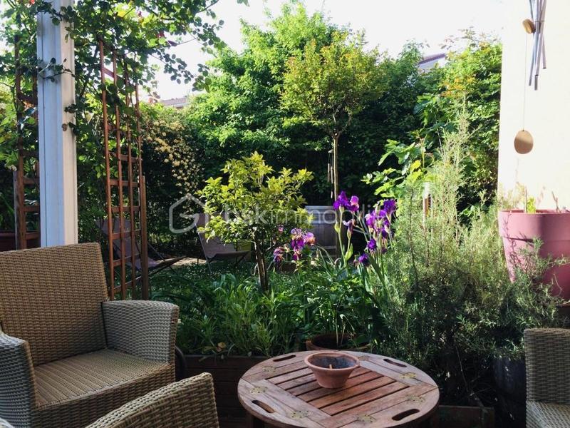 Maison jumelée - 75 m² - 3 pièces