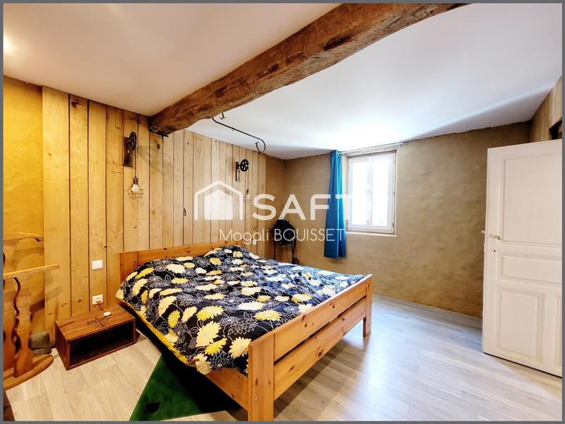 Maison - 248 m² - 7 pièces