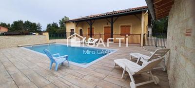 Maison - 192 m² - 5 pièces