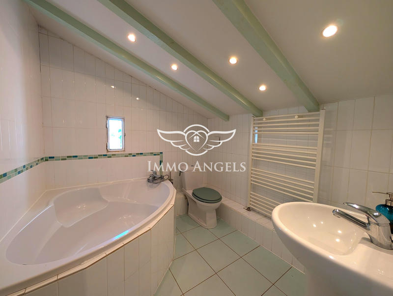 Villa - 133 m² - 8 pièces