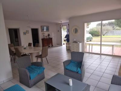 Maison - 150 m² - 5 pièces