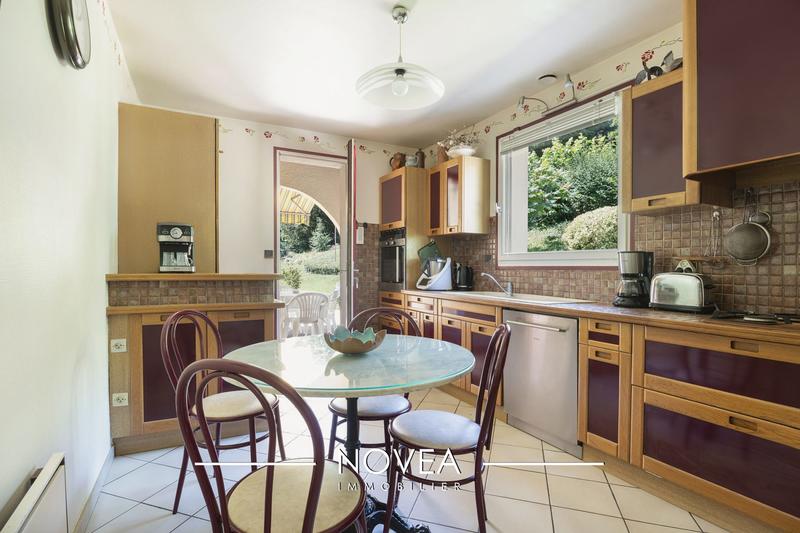 Maison - 147 m² - 7 pièces