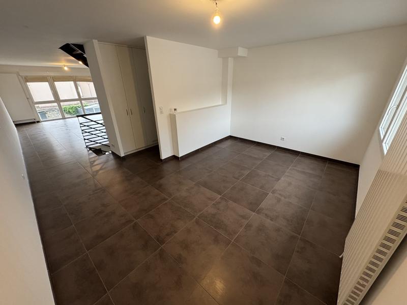 Maison - 141 m² - 6 pièces