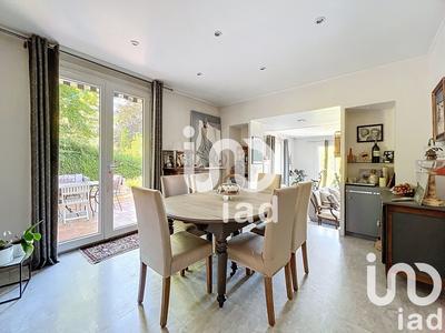 Maison de maîtres - 235 m² - 9 pièces