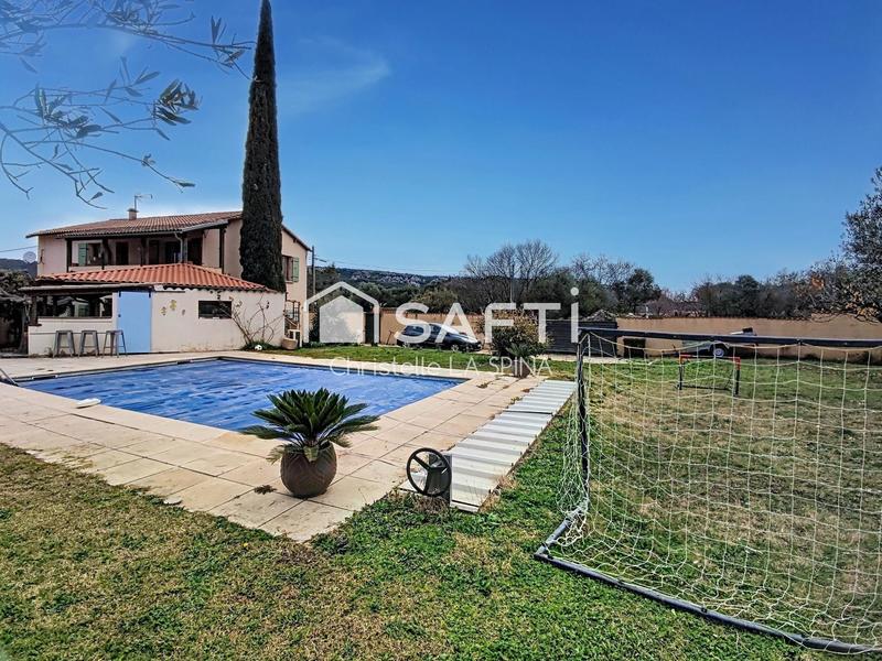 Maison - 150 m² - 7 pièces