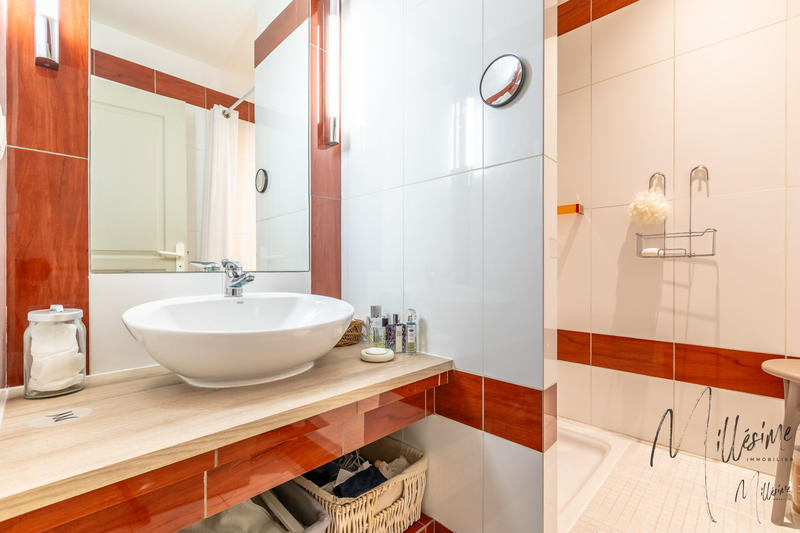 Appartement - 103 m² - 5 pièces