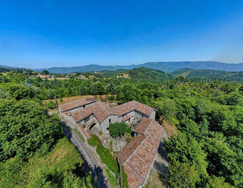 Mas - 505 m² - 15 pièces