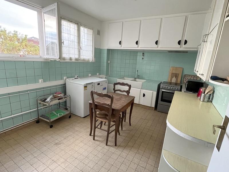 Appartement - 125 m² - 5 pièces