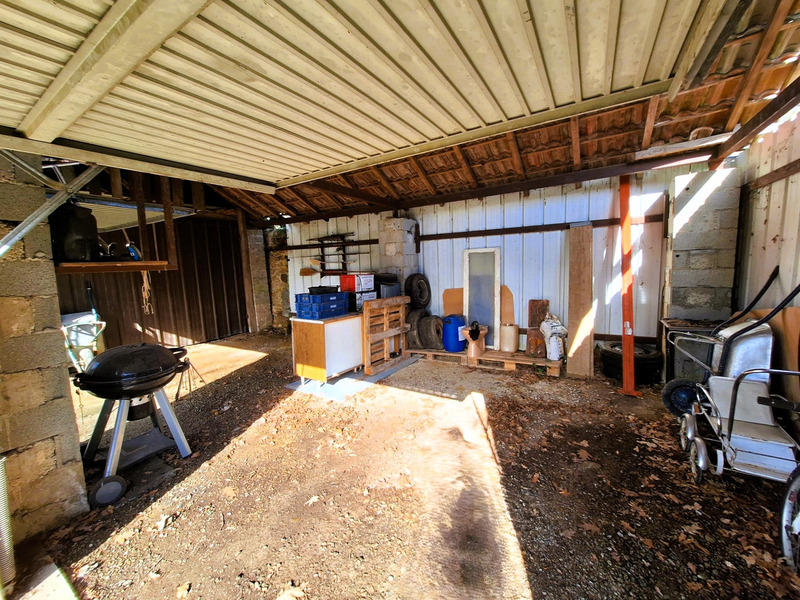 Maison - 219 m² - 6 pièces