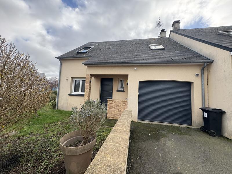 Maison traditionnelle - 86 m² - 5 pièces