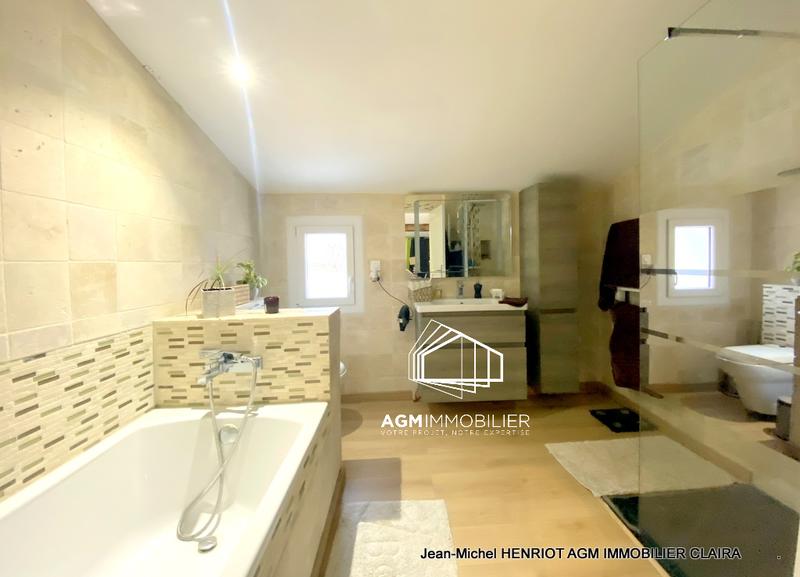 Maison de village - 88 m² - 3 pièces