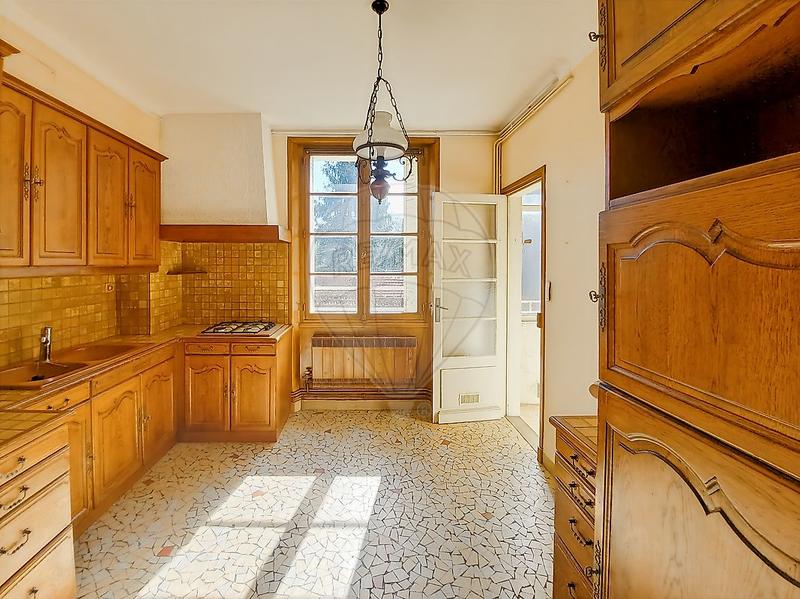 Appartement - 79 m² - 4 pièces