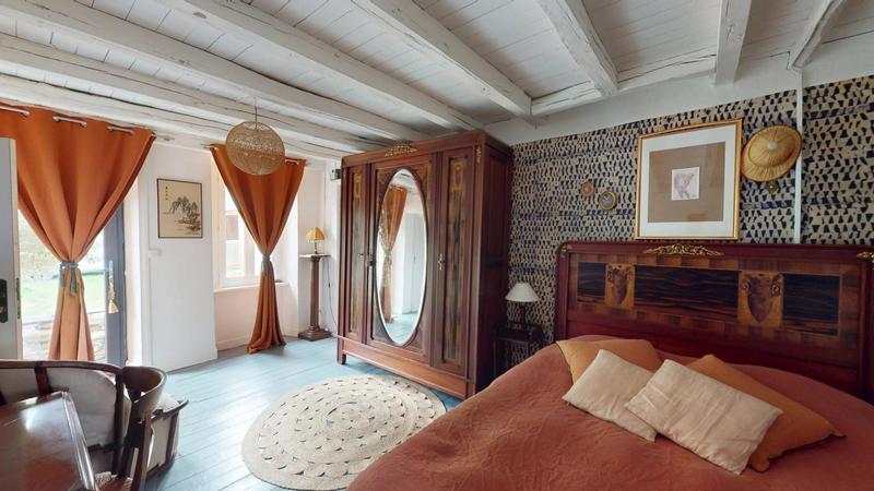 Maison - 323 m² - 10 pièces