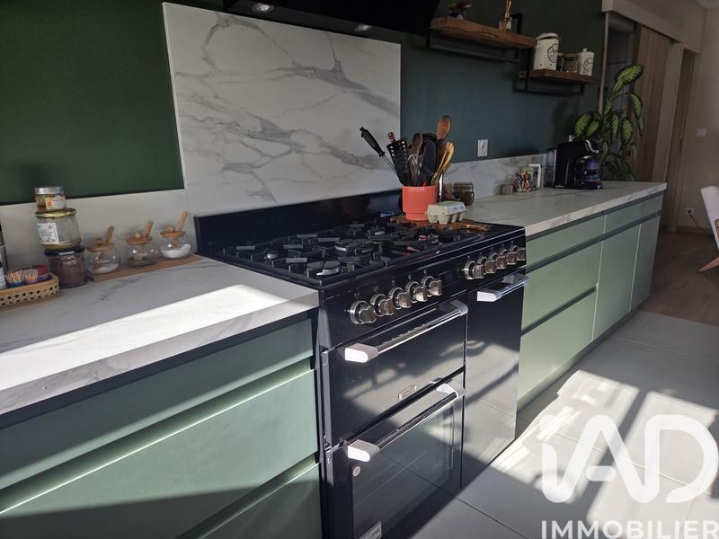 Maison - 95 m² - 4 pièces