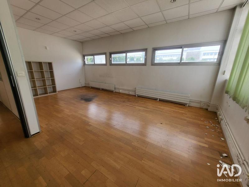 Bureau - 478 m²