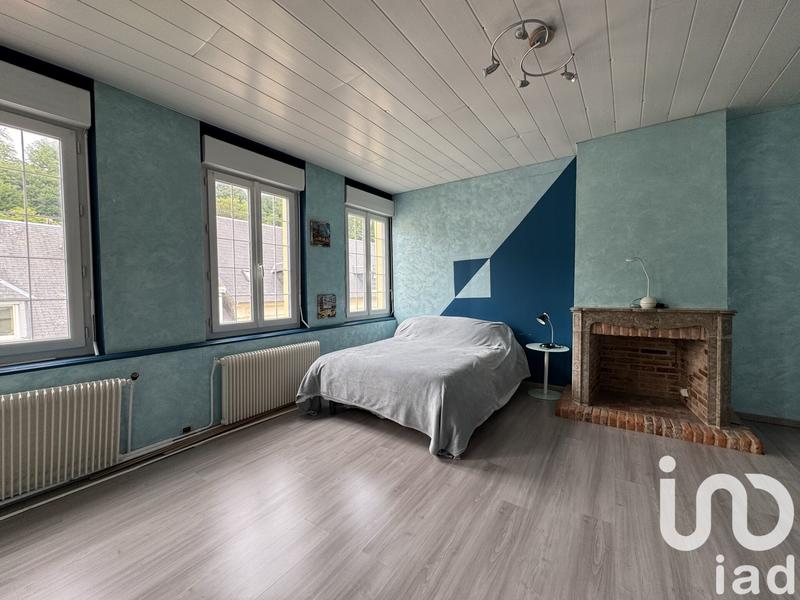 Maison - 207 m² - 7 pièces