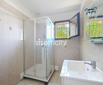 Pavillon - 84 m² - 4 pièces