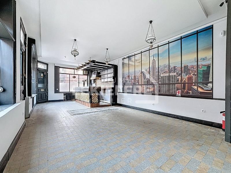 Immeuble - 138 m² - 6 pièces