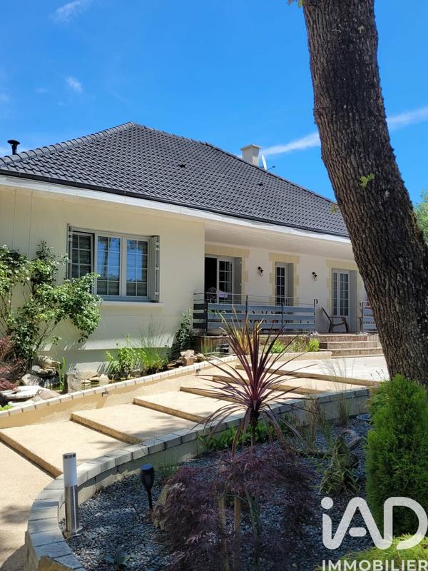 Maison - 209 m² - 6 pièces