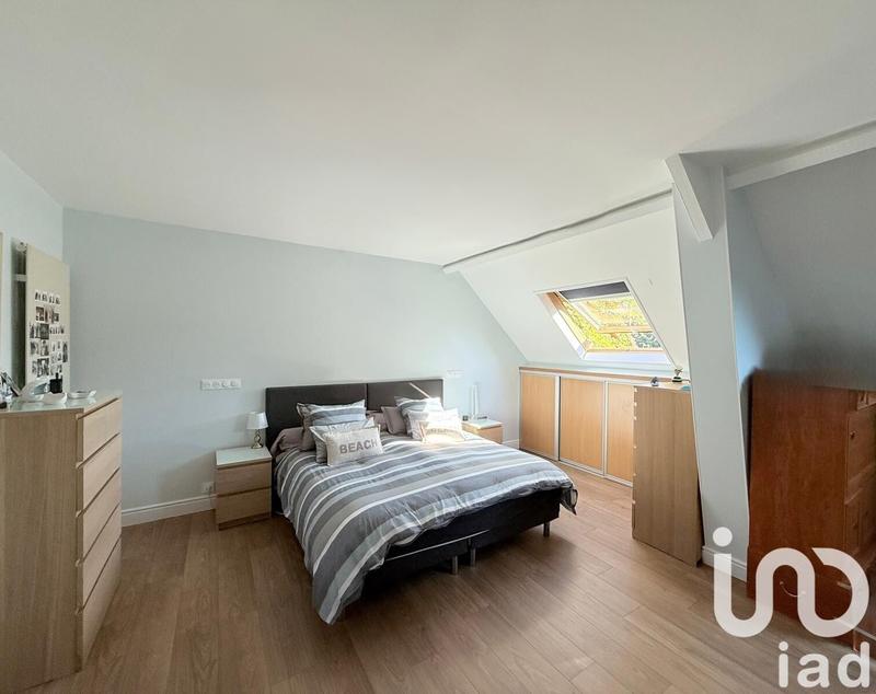 Maison - 200 m² - 7 pièces