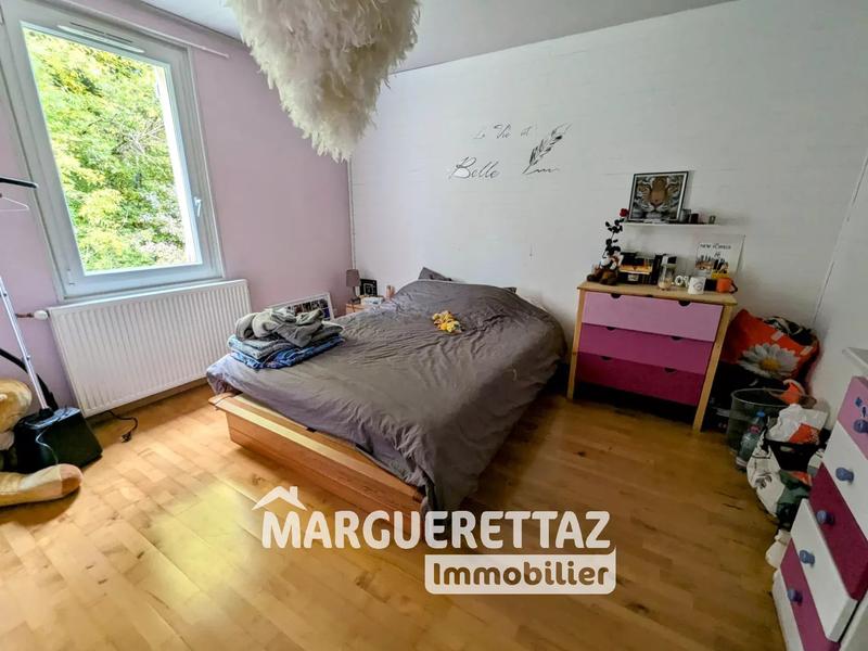 Maison - 422 m² - 7 pièces