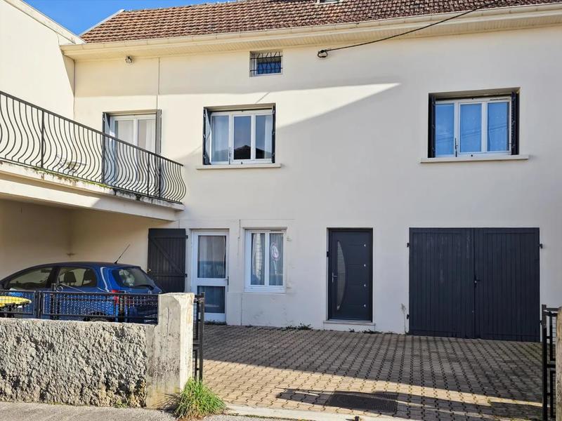 Maison de village - 159 m² - 6 pièces