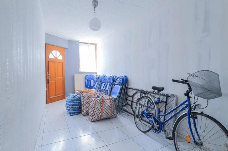 Maison - 148 m² - 9 pièces