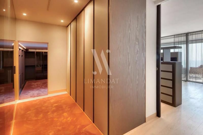 Villa - 570 m² - 7 pièces