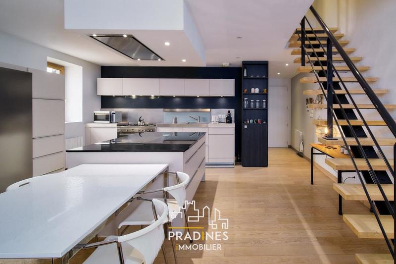 Duplex - 144 m² - 6 pièces