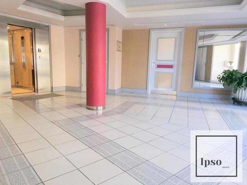 Appartement - 80 m² - 3 pièces