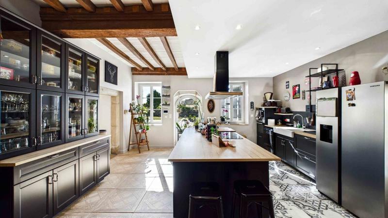 Corps de ferme - 316 m² - 12 pièces