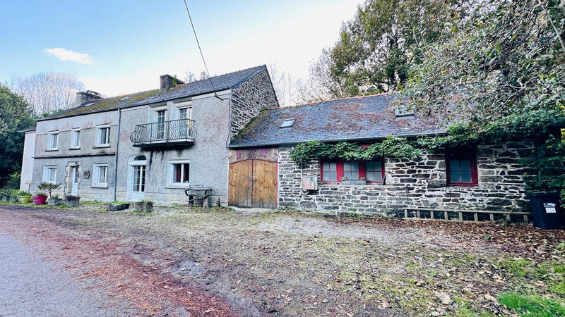 Maison - 140 m² - 8 pièces