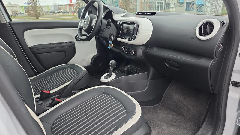 Renault Twingo 0.9 TCe 95 Edc6 Intens