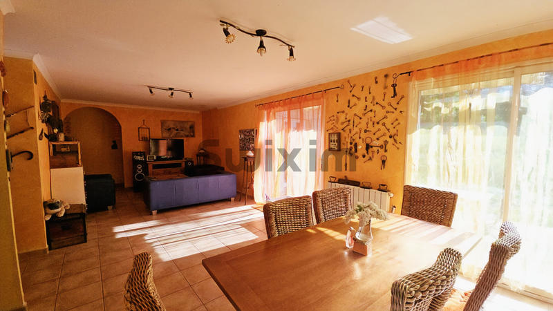 Villa - 107 m² - 7 pièces