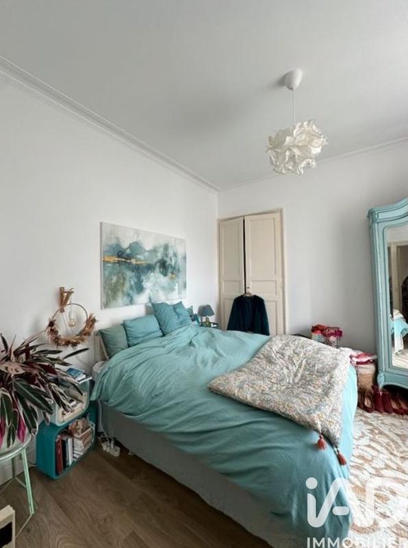 Maison - 240 m² - 5 pièces