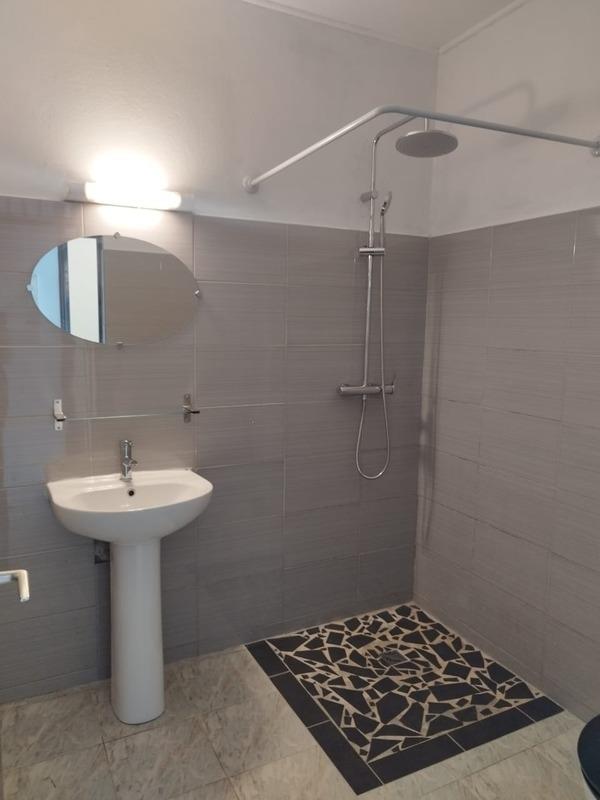 Immeuble - 132 m² - 6 pièces