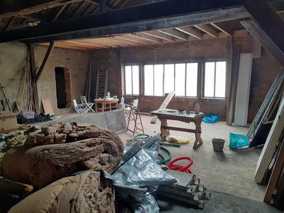 Loft - 223 m² - 3 pièces