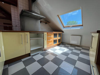 Appartement - 97 m² - 5 pièces