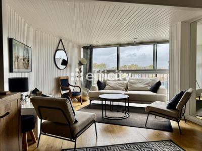 Appartement - 125 m² - 5 pièces