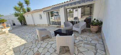 Maison de ville - 230 m² - 7 pièces