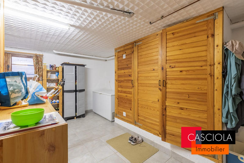 Maison - 141 m² - 6 pièces