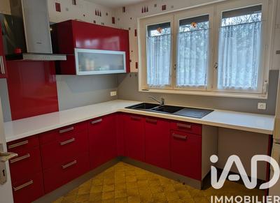 Maison - 143 m² - 6 pièces