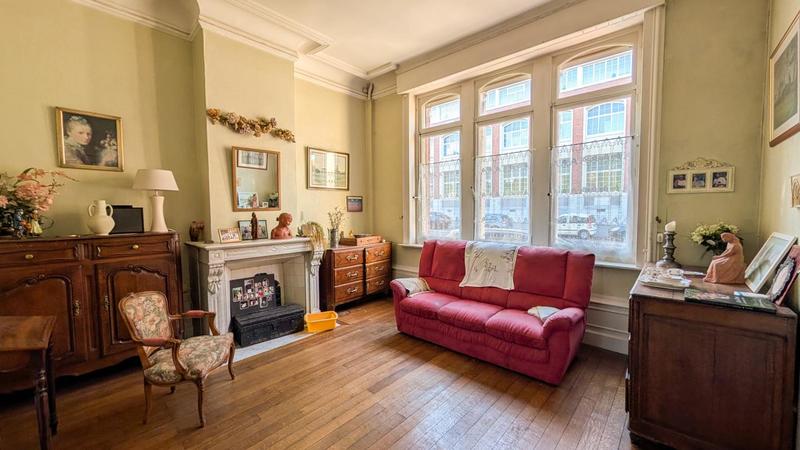 Maison bourgeoise - 183 m² - 8 pièces