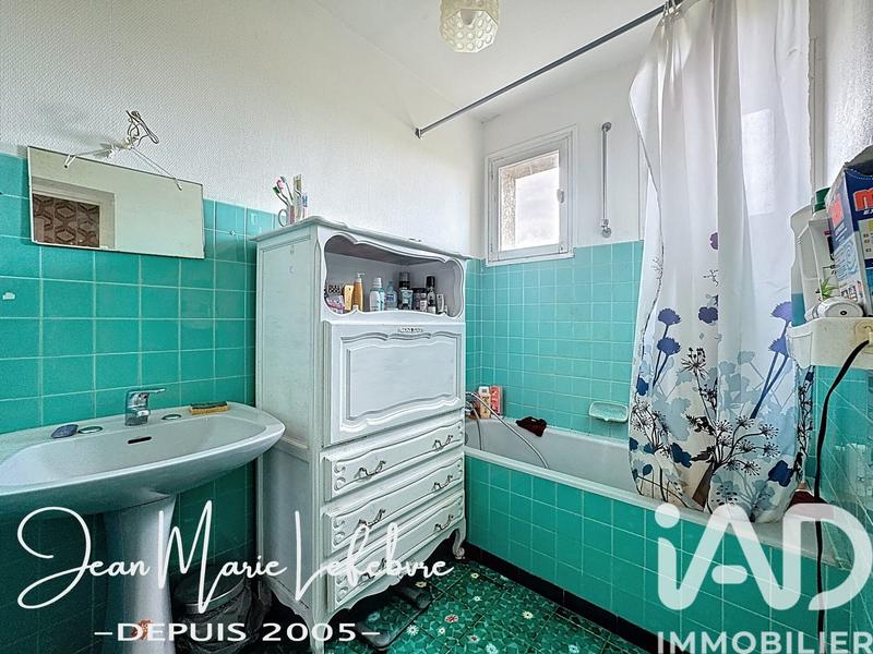 Maison - 99 m² - 5 pièces