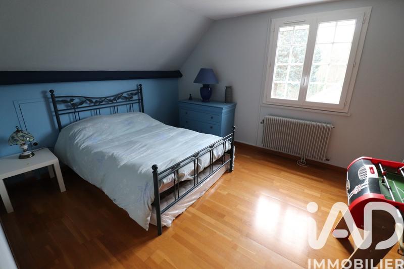 Maison - 137 m² - 7 pièces